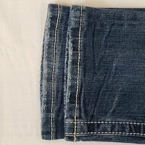 Miss Me Womens Capri Jeans Blue Stretch Embroidered Dark Wash Low Rise Denim 26 - Picture 12 of 12